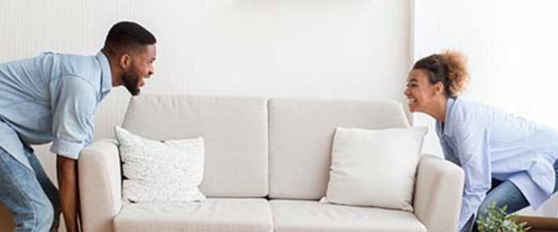 Can I Store My Belongings in Multiple Locations Within One Country With One Single Moving and Storage Company?