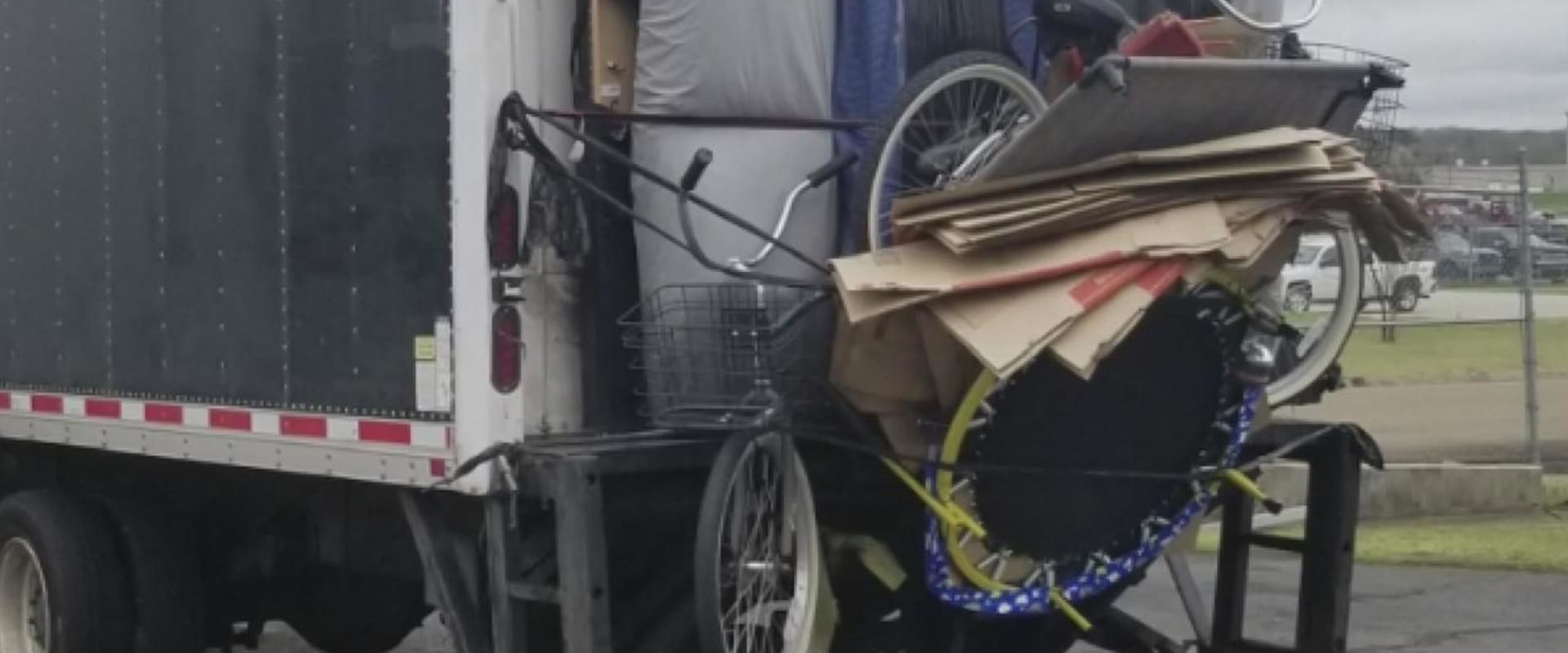 What is the Pricing Structure for a Moving Company?